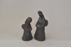 Yhteensa-viisi-helmea-2022-keramiikka-ja-kristalli-18168-cm